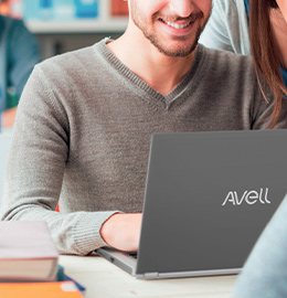 How Avell manages 100,000+ customers